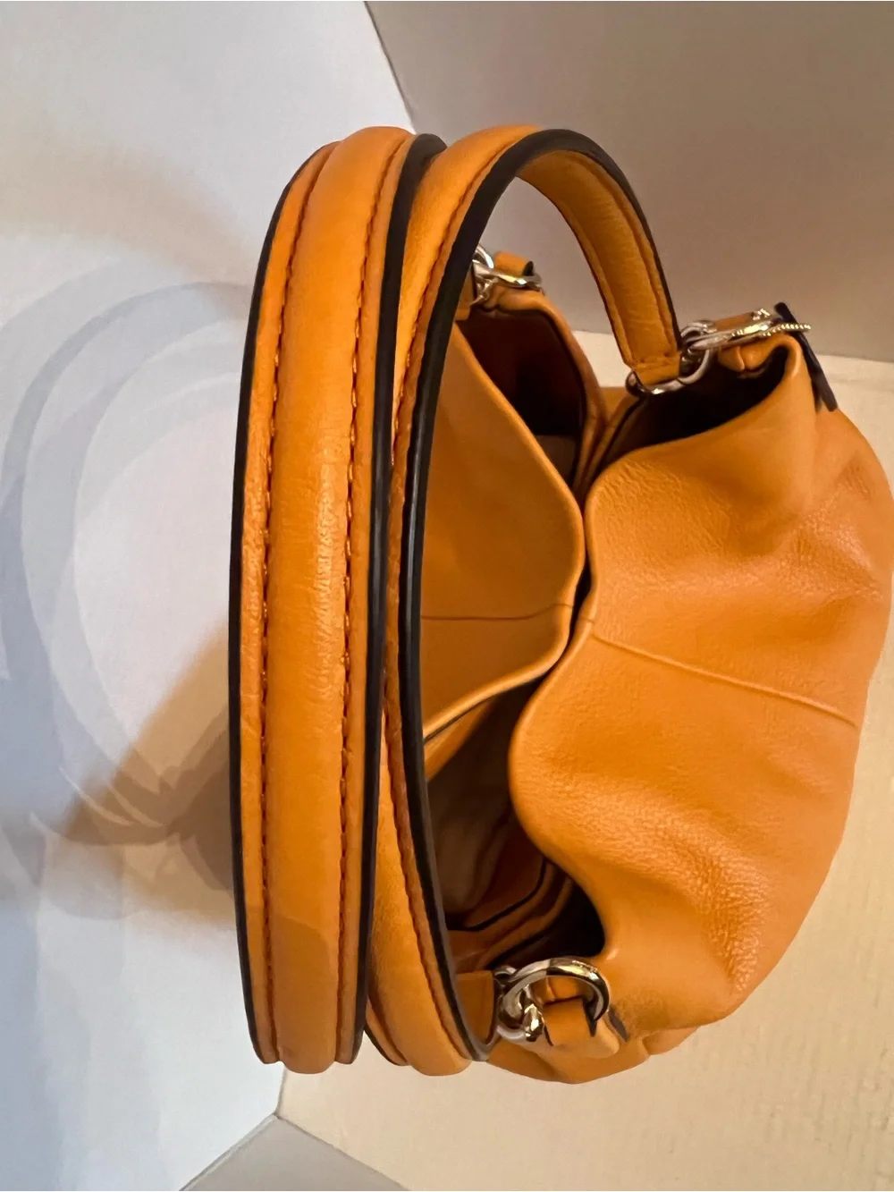 NWOT Coach Orange Pebbled Shoulder Bag Large Zip Gold Hardware with Wristlet
